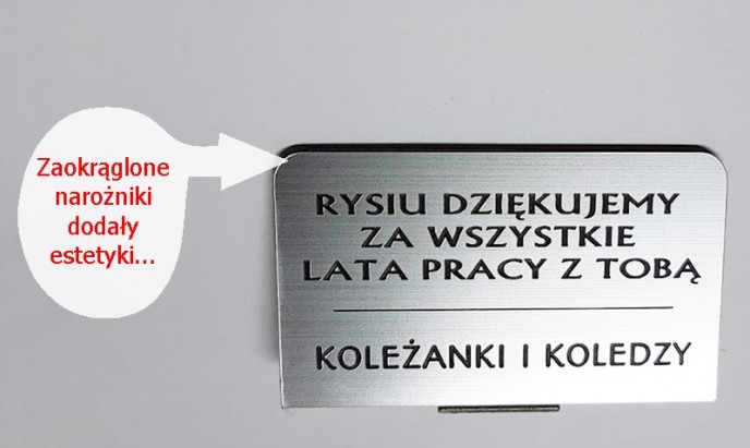 Nowe wzory tabliczek z napisami do figurek